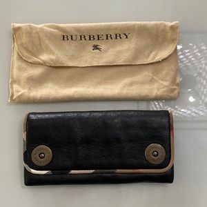 Burberry wallet